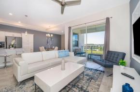 3141-405IL STOREY LAKE, CONDO 2/2 LAKE VIEW